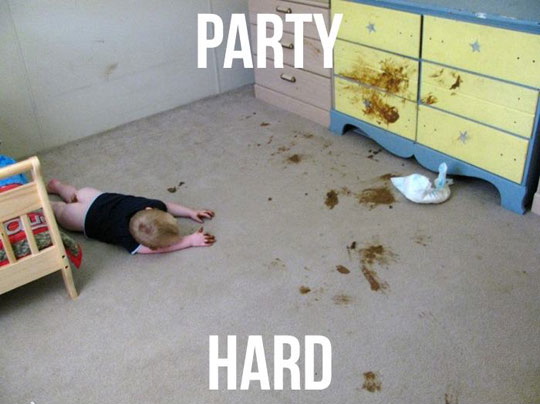 funny-party-hard-baby-diaper