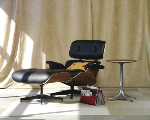 Eames Lounge Chair and Ottoman 3