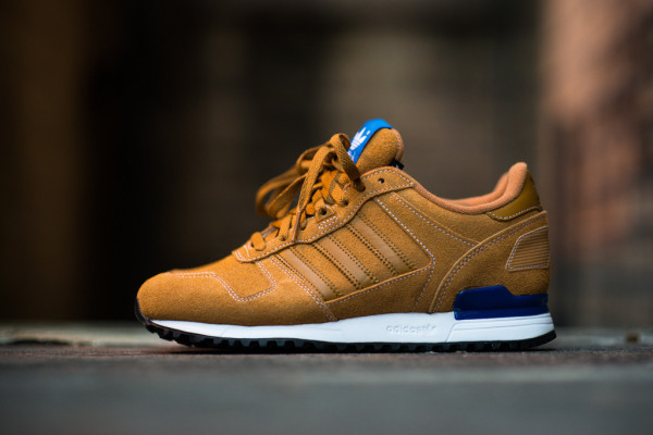 Adidas_ZX700_Wheat_Sneaker_Politics1_1024x1024