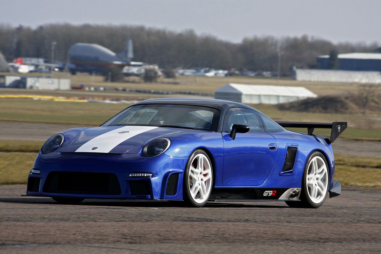 top Hypercars 9FF GT9-R