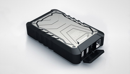 Rugged-and-Water-Resistant-Portable-External-Battery-Charger