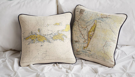 custom-map-pillows