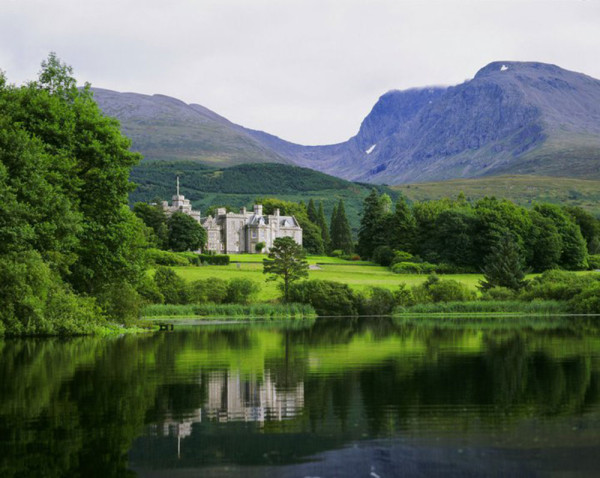 Hotel-Inverlochy-Castle-Scotland