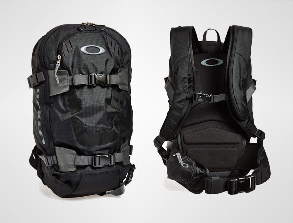 Oakley-Rafter-Backpack-30-liter