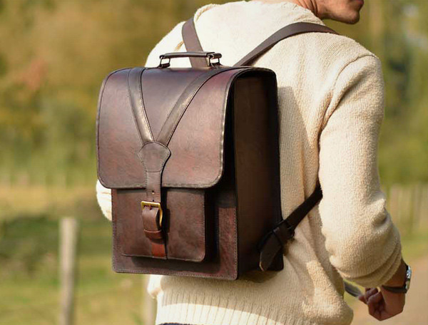 large-brown-leather-backpack-for-men