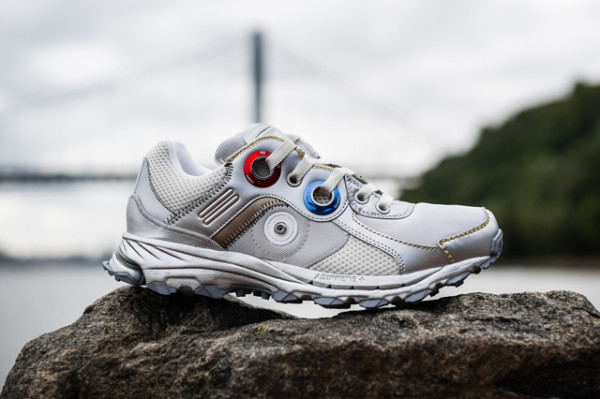 raf-simons-adidas-response-trail-robot-silver-hispotion