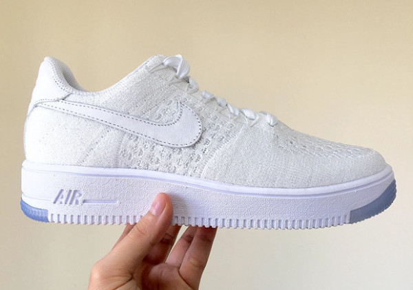 Nike-Air-Force-1-Flyknit-Low-hispotion