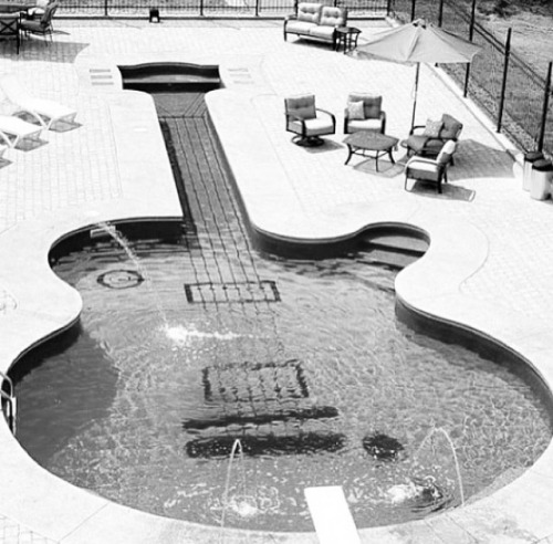 guitar-pool