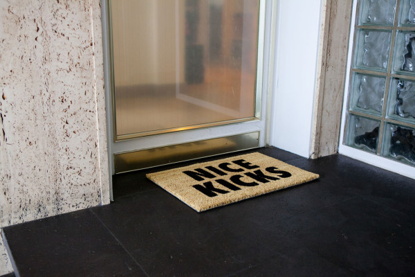 kicks-floormat