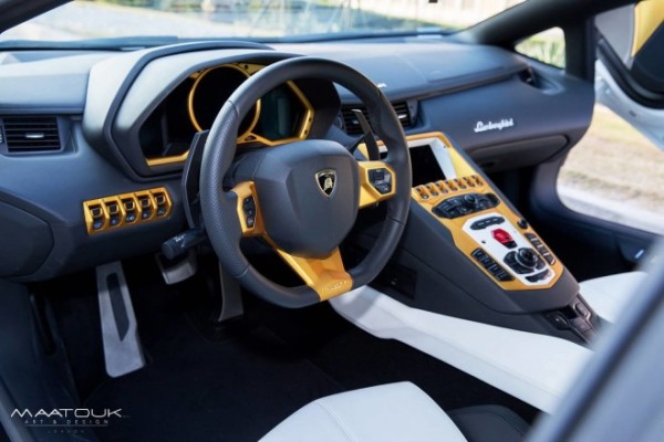 lambo-gold-4