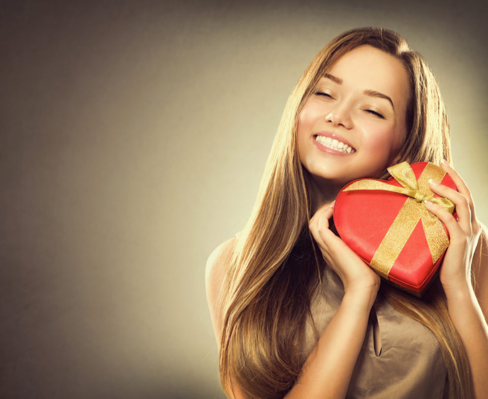 Why the Card is the Most Important Part of Valentine's Day Gift - Hispotion...