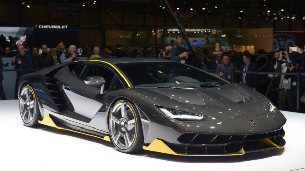 01-lamborghini-centenario-geneva-1