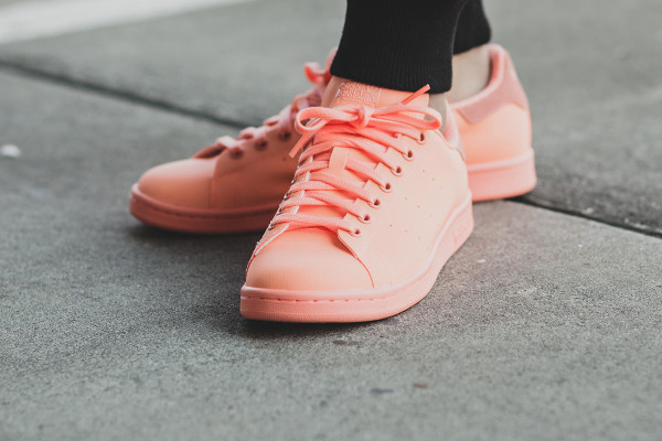 adidas-stan-smith-adicolor-sunglow-refelctive-02