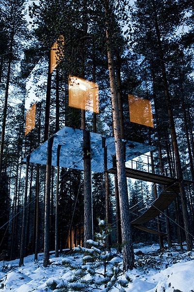 camo-treehouse