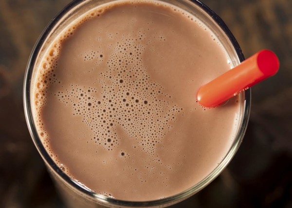 chocolate_milk_still_high_res.jpg.CROP.promo-xlarge2