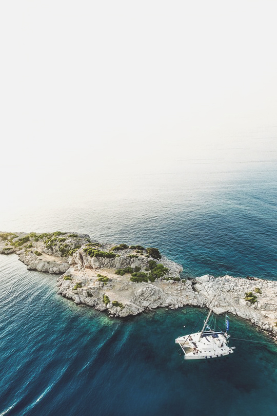 yacht