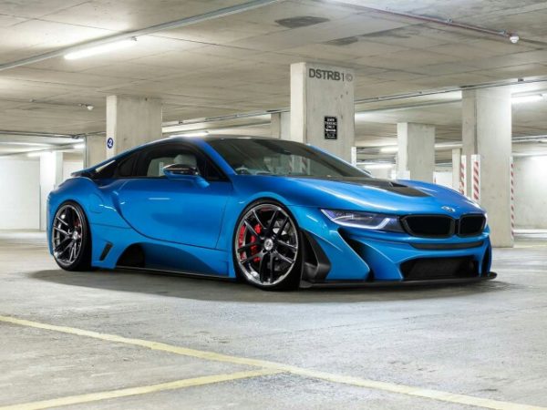 BMW i8