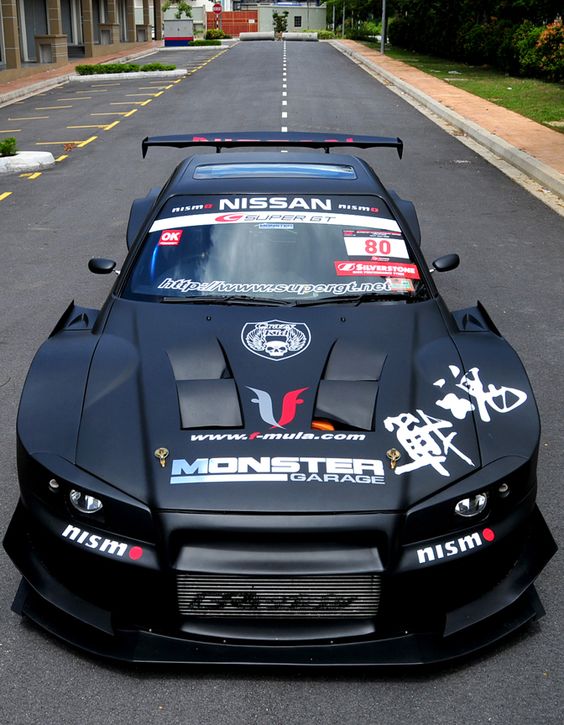 Nissan Skyline R34 GT-R