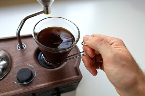 barisieur-coffee-maker-alarm-clock-joshua-renouf-10