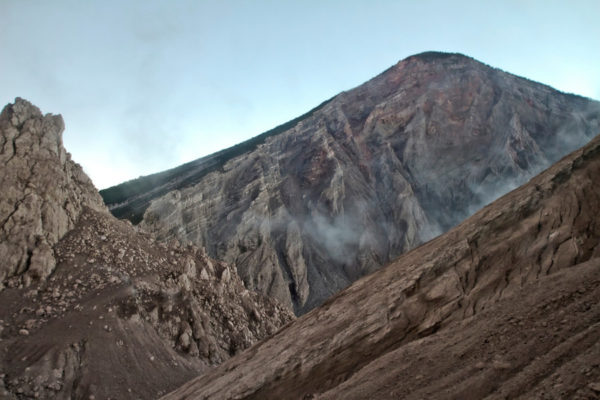 volcano-santa-maria-crater-900x900