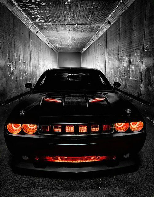 Dodge Challenger SRT-8