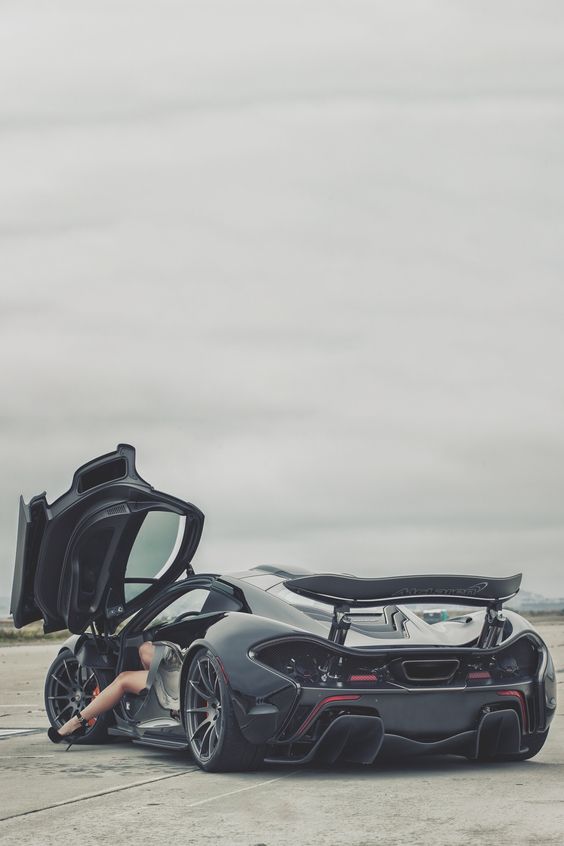 McLaren P1