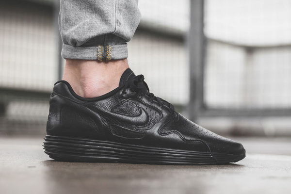 nike-lunar-flow-lsr-premium-black-01