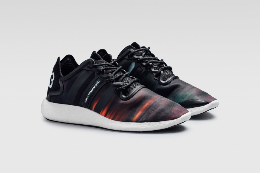 y3-yohji-run-graphic-sneakers-01