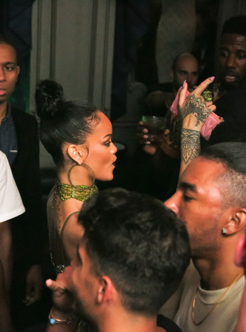 Mandatory Credit: Photo by Matteo Prandoni/BFA/REX/Shutterstock (5848848r) Drake, Rihanna Up and Down celebrates Rihanna's Vanguard Award, New York, USA - 28 Aug 2016