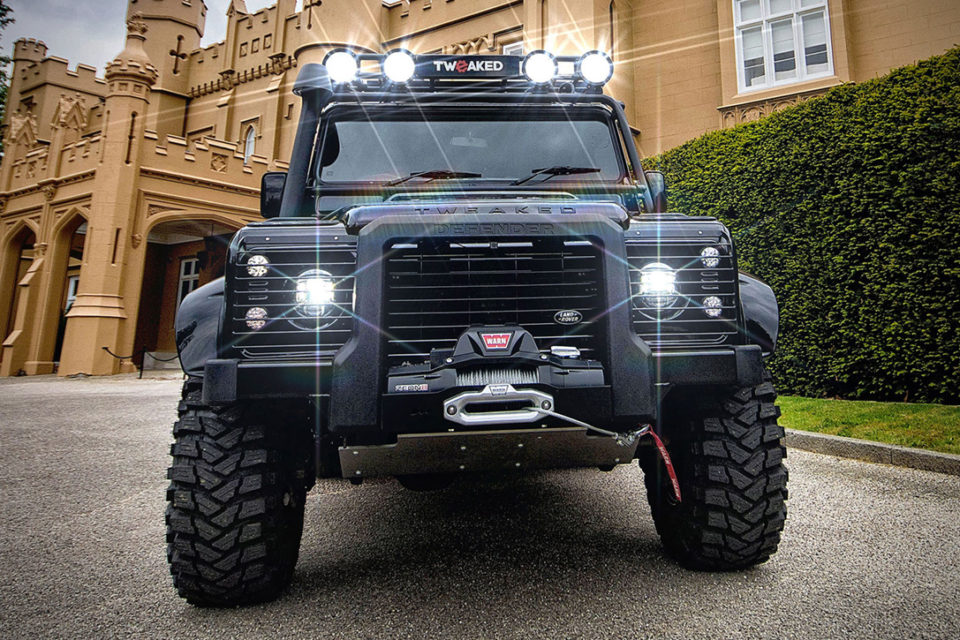 spectre-edition-land-rover-90-1