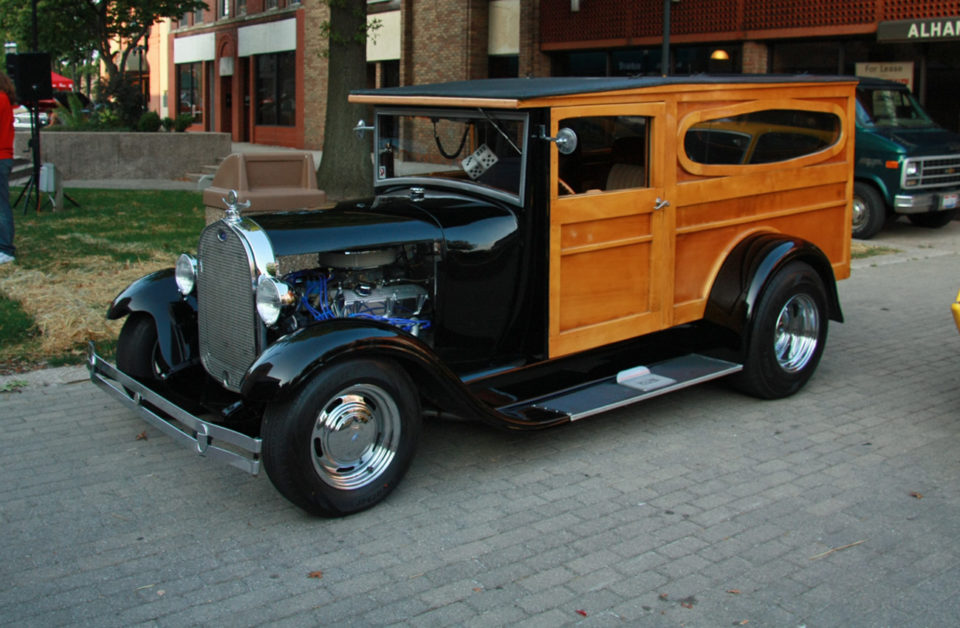 ford-wagon-woodie