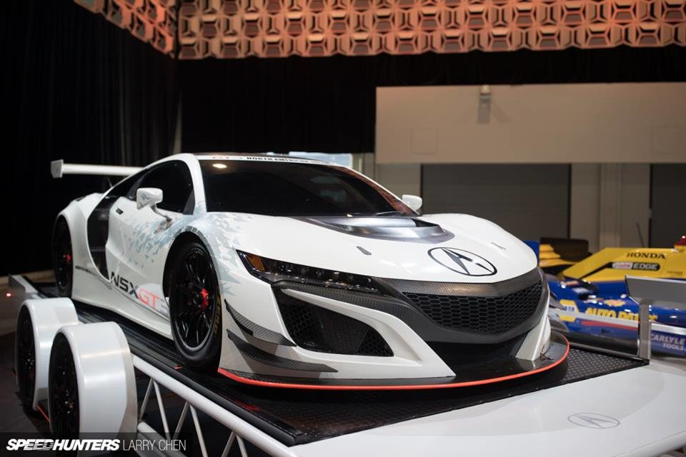 acura-nsx-gt4