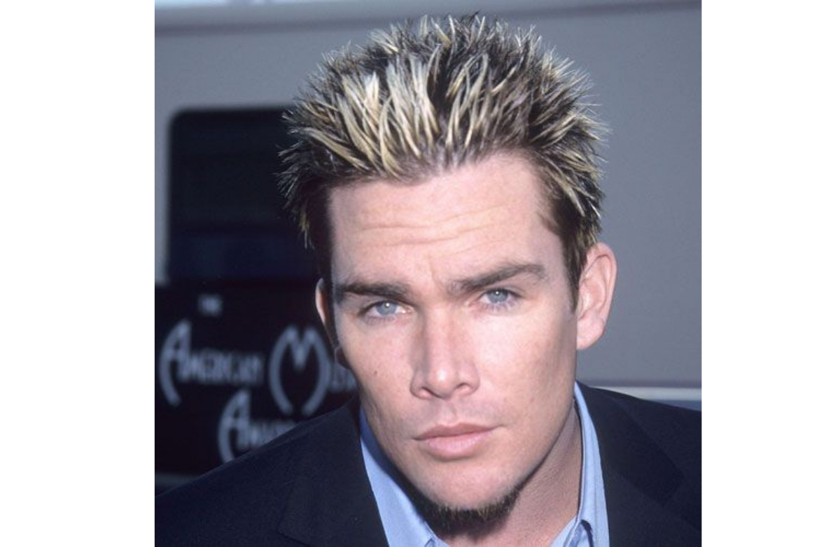 Frosted Tips are Coming Back In Style - Hispotion