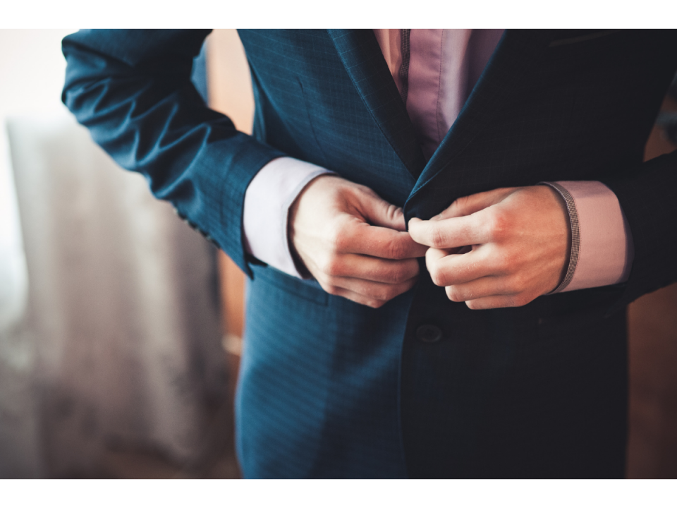 how to fold a suit