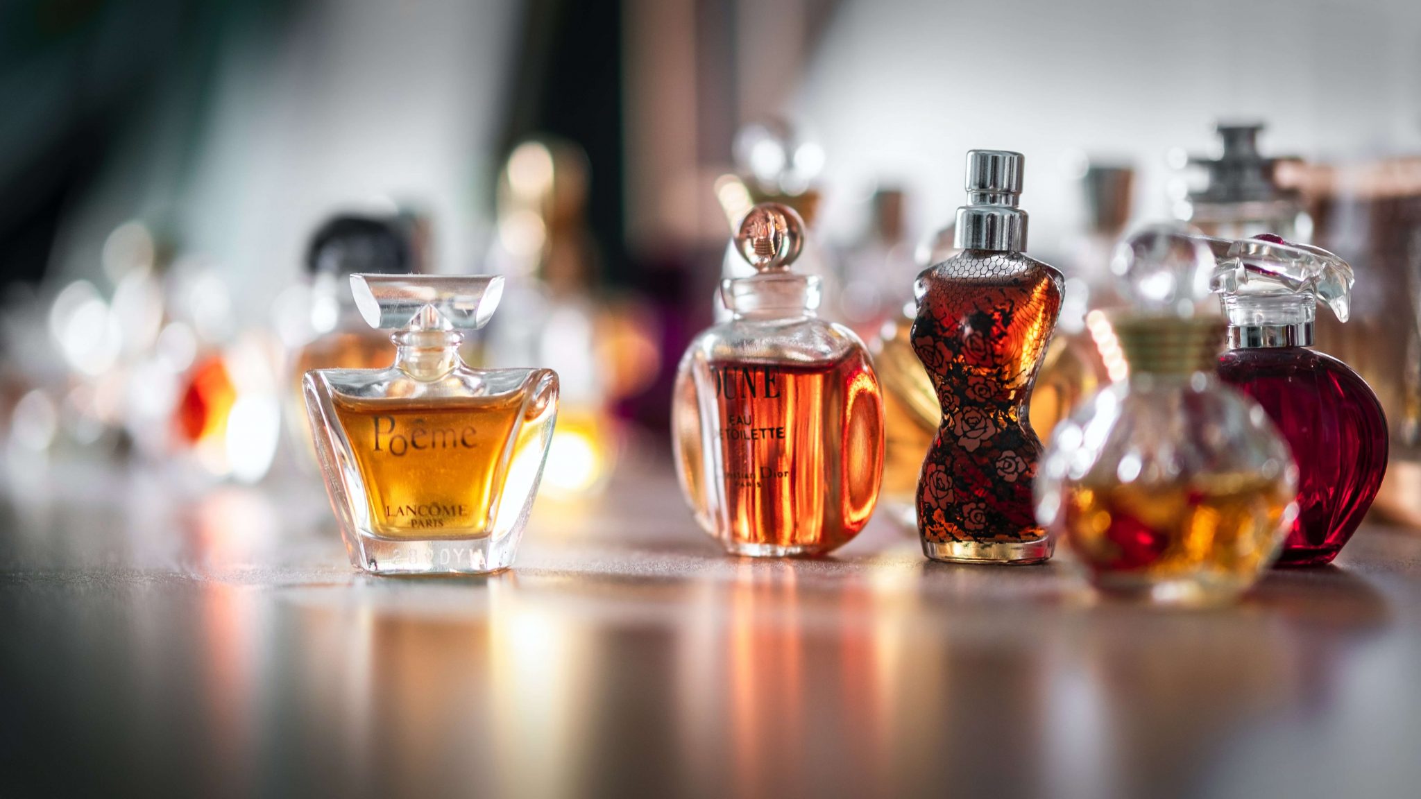 guide-to-10-worst-colognes-from-the-90s-hispotion